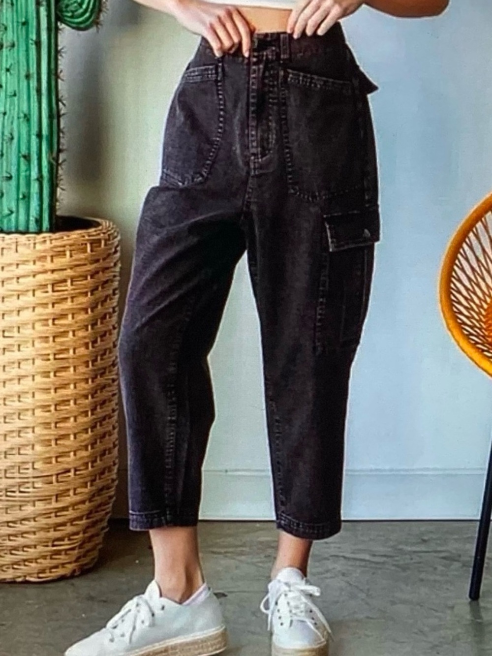 Oli & Hali Mineral Washed High-Waist Cargo Jeans